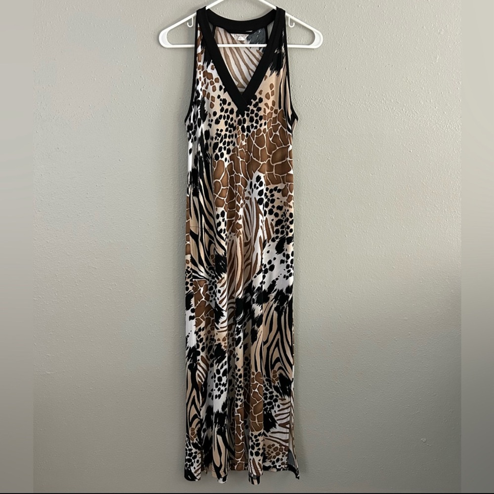 Diamond Tea Slinky Animal Print Sleeveless V-Neck Maxi Dress Size S Side Slits